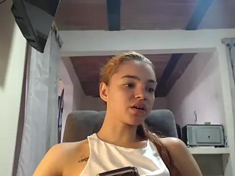 Snapshot of estrella-cutte chatting on 07/21/26, 08:11 estrella-cutte online show from 07/21/26, 08:11