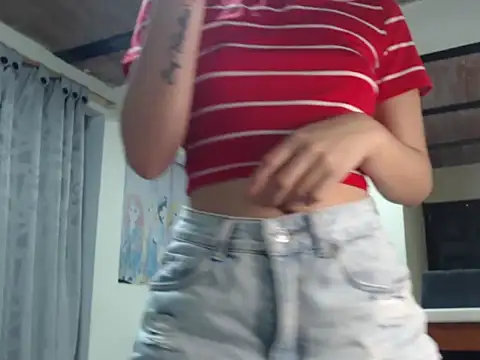 Snapshot of estrella-cutte chatting on 07/30/26, 02:38 estrella-cutte online show from 07/30/26, 02:38