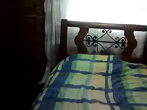 Snapshot of CarolinaMoretti chatting on 07/18/26, 10:57 CarolinaMoretti online show from 07/18/26, 10:57