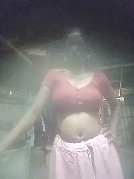 Snapshot of Sexytamil35 chatting on 07/06/26, 04:31 Sexytamil35 online show from 07/06/26, 04:31