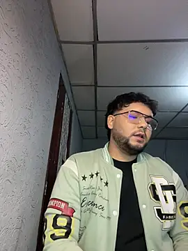 Johnny Deep22 online show from 06/19/26, 04:22