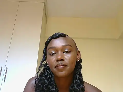 Snapshot of Heliosann chatting on 07/30/26, 07:07 Heliosann online show from 07/30/26, 07:07
