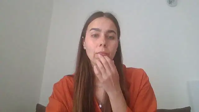 Snapshot of Vanelleda chatting on 06/22/26, 10:01 Vanelleda online show from 06/22/26, 10:01