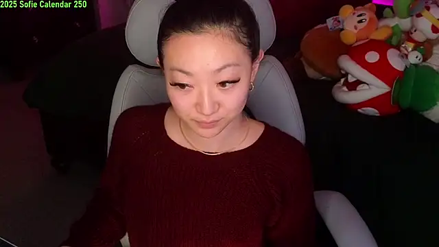 Snapshot of MySweetSofie chatting on 01/11/25, 12:44 MySweetSofie online show from 01/11/25, 12:44
