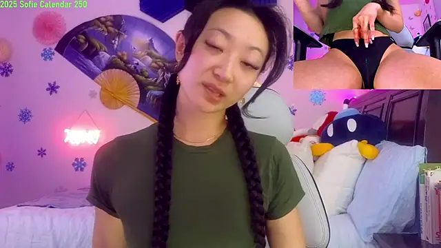 Snapshot of MySweetSofie chatting on 02/05/25, 01:26 MySweetSofie online show from 02/05/25, 01:26