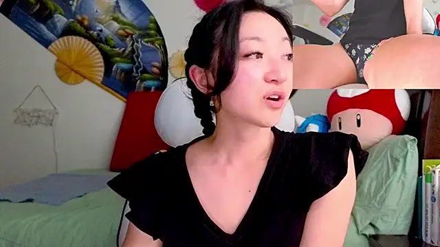 Snapshot of MySweetSofie chatting on 03/19/25, 05:30 MySweetSofie online show from 03/19/25, 05:30