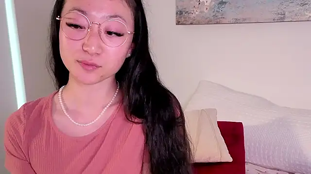 Snapshot of MySweetSofie chatting on 10/03/25, 11:02 MySweetSofie online show from 10/03/25, 11:02