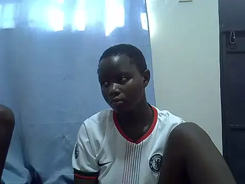 Snapshot of milky_gal_ebony chatting on 07/06/26, 02:14 milky gal ebony online show from 07/06/26, 02:14
