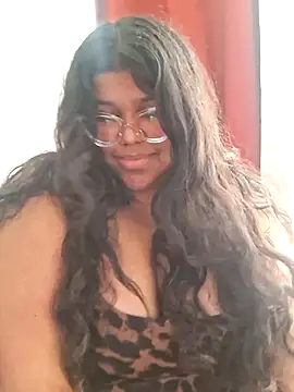 Delya soloexperimento online show from 06/30/26, 04:30