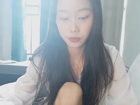 Snapshot of yuyu9988 chatting on 06/22/26, 02:35 yuyu9988 online show from 06/22/26, 02:35