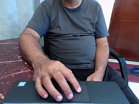 Snapshot of desipapaxx chatting on 07/28/26, 07:39 desipapaxx online show from 07/28/26, 07:39