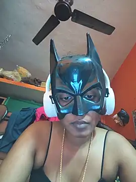 Snapshot of Desi_pondati chatting on 06/29/26, 05:35 Desi pondati online show from 06/29/26, 05:35