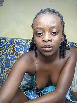 Snapshot of hornydoll21 chatting on 08/08/26, 07:05 hornydoll21 online show from 08/08/26, 07:05