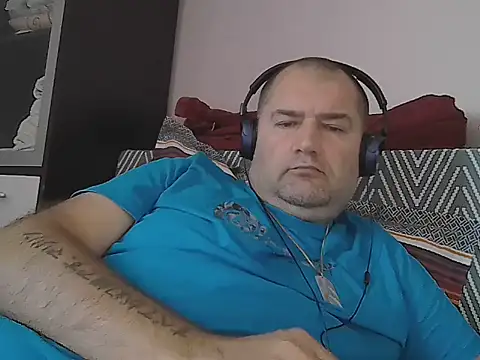 Snapshot of CristianDaniel78 chatting on 07/07/26, 03:53 CristianDaniel78 online show from 07/07/26, 03:53