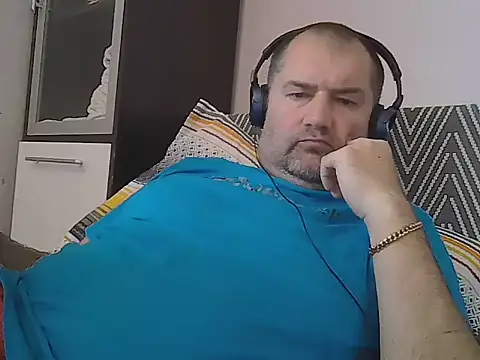 Snapshot of CristianDaniel78 chatting on 07/14/26, 07:02 CristianDaniel78 online show from 07/14/26, 07:02