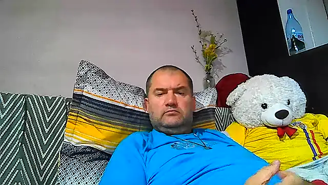 Snapshot of CristianDaniel78 chatting on 08/09/26, 03:55 CristianDaniel78 online show from 08/09/26, 03:55