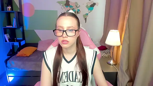 Bella Sage online show from 07/04/26, 05:46