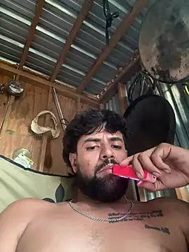 Snapshot of biste39 chatting on 07/08/26, 11:58 biste39 online show from 07/08/26, 11:58