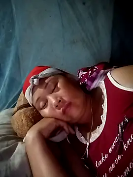 Snapshot of NyloveSquirt chatting on 07/08/26, 08:35 NyloveSquirt online show from 07/08/26, 08:35