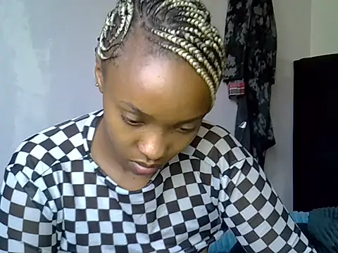 Snapshot of pretty_jaz chatting on 07/19/26, 08:29 pretty jaz online show from 07/19/26, 08:29
