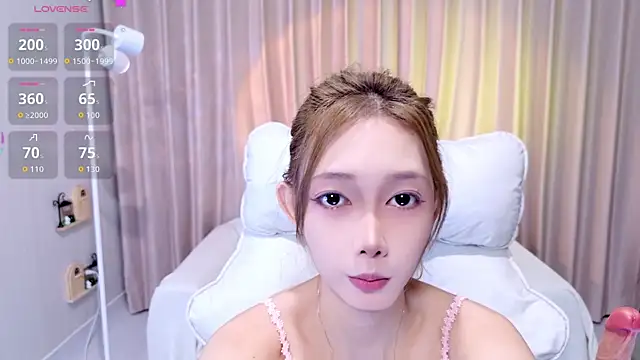 YangYang-0805 online show from 07/01/26, 05:09
