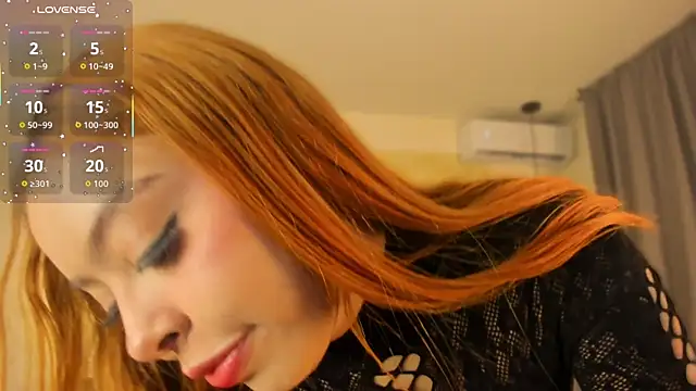Snapshot of madison_littlee_ chatting on 07/02/26, 11:38 madison littlee online show from 07/02/26, 11:38