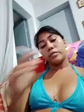 Snapshot of indiazinha__ chatting on 07/01/26, 06:15 indiazinha online show from 07/01/26, 06:15