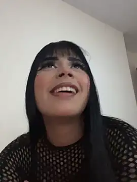 Snapshot of -Brittanny chatting on 07/10/26, 01:21 -Brittanny online show from 07/10/26, 01:21