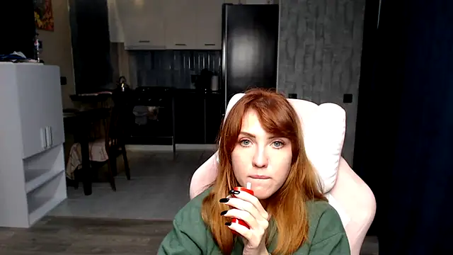 Reginasmilee online show from 10/08/25, 04:15