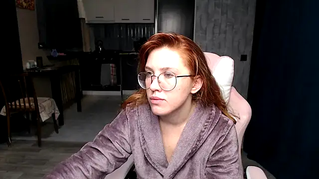 Reginasmilee online show from 10/19/25, 01:39