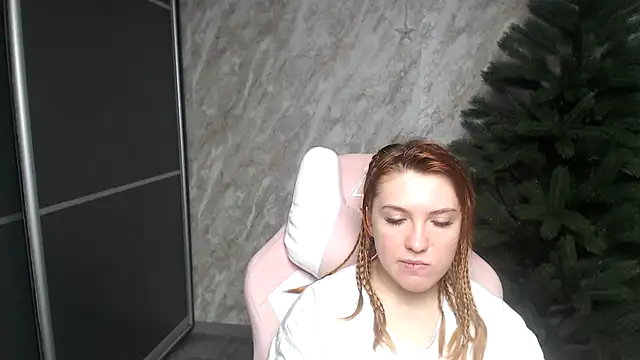 Reginasmilee online show from 01/11/26, 02:16