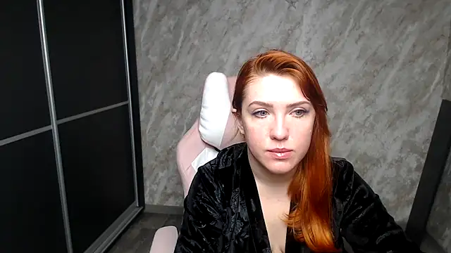 Reginasmilee online show from 02/06/26, 10:46