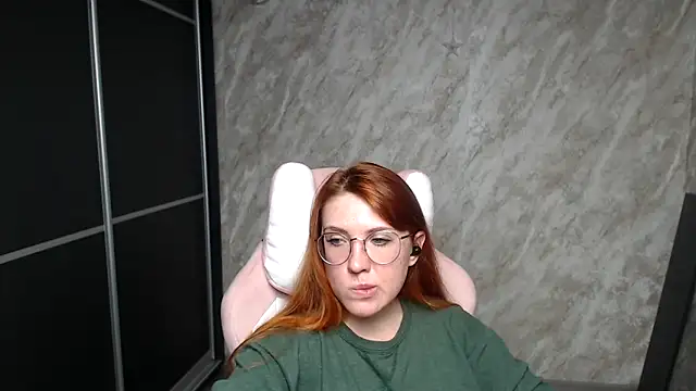 Reginasmilee online show from 02/10/26, 05:33