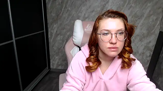 Reginasmilee online show from 03/03/26, 01:56