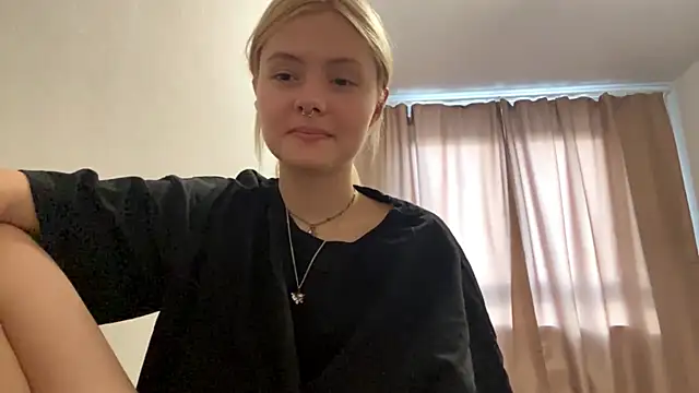 Snapshot of Jeneienal_1 chatting on 07/23/26, 03:10 Jeneienal 1 online show from 07/23/26, 03:10