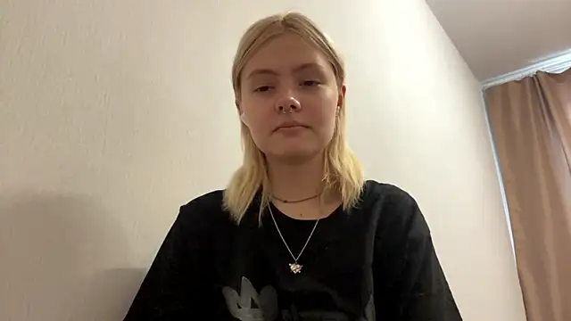 Snapshot of Jeneienal_1 chatting on 07/25/26, 02:47 Jeneienal 1 online show from 07/25/26, 02:47