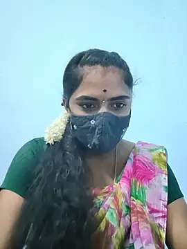 Snapshot of Megavarthinii chatting on 07/25/26, 02:53 Megavarthinii online show from 07/25/26, 02:53