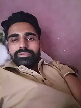 luckyrajput321213 online show from 07/04/26, 12:00