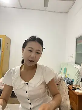 Snapshot of bingxin0 chatting on 07/08/26, 05:23 bingxin0 online show from 07/08/26, 05:23