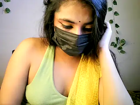 Snapshot of NANCY_OBEROYE_ chatting on 07/18/26, 08:29 NANCY OBEROYE online show from 07/18/26, 08:29