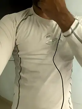 lundnorthgay online show from 06/30/26, 12:33
