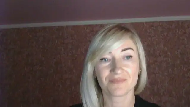 Snapshot of moonlightAnna chatting on 07/08/26, 11:53 moonlightAnna online show from 07/08/26, 11:53