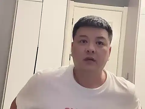 zhang1118 online show from 07/01/26, 08:08