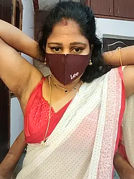 Snapshot of Siiddhika87 chatting on 07/05/26, 11:56 Siiddhika87 online show from 07/05/26, 11:56