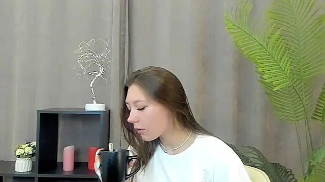 CarlitaThomley online show from 07/03/26, 10:21