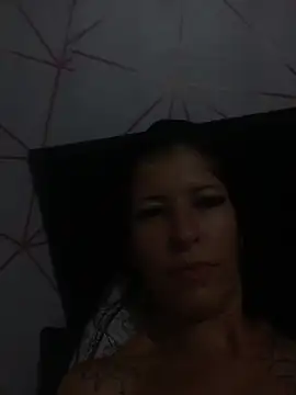 Snapshot of Zoelle411 chatting on 07/01/26, 11:37 Zoelle411 online show from 07/01/26, 11:37
