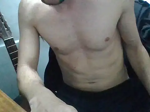 Snapshot of Rosarino35 chatting on 07/21/26, 03:53 Rosarino35 online show from 07/21/26, 03:53