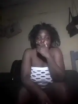 Snapshot of Latifa254 chatting on 07/11/26, 10:33 Latifa254 online show from 07/11/26, 10:33