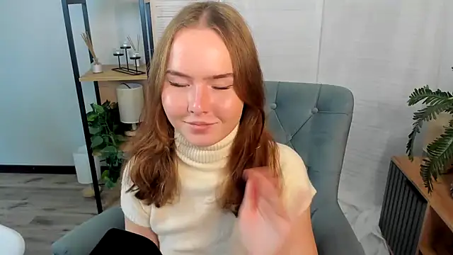 LadawnStiens online show from 07/04/26, 05:57