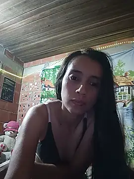 Snapshot of Paola_Diamond chatting on 07/05/26, 01:12 Paola Diamond online show from 07/05/26, 01:12
